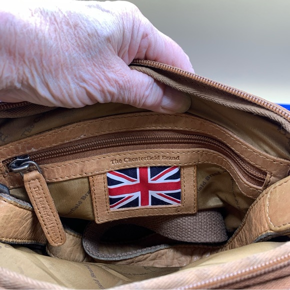 Tan Leather British Chesterfield Crossbody Bag Purse - Picture 3 of 9